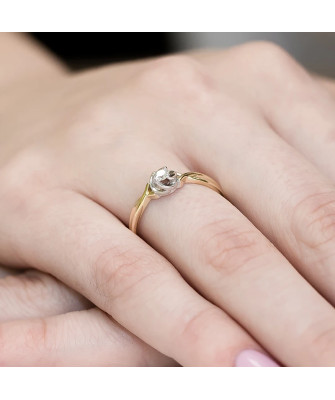 14k Gold Ring with 0.10ct Brilliant Diamond