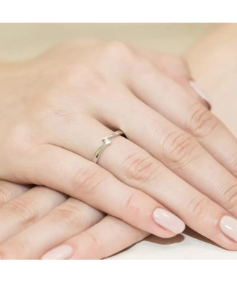 14k Gold Ring with 0.04ct Brilliant Diamond