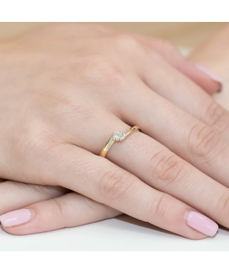 Złoty Pierścionek 14k z diamentem brylant 0,19ct