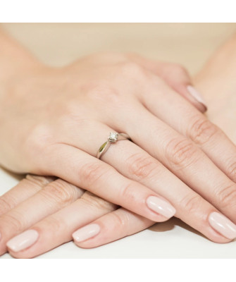 Złoty Pierścionek 14k z diamentem brylant 0,12ct