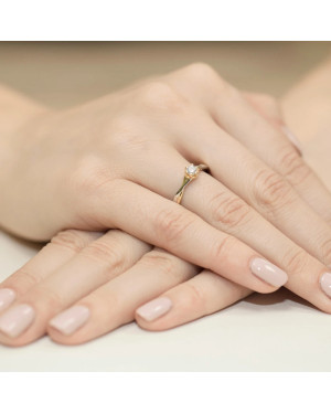 14k Gold Ring with 0.23ct Brilliant Diamond