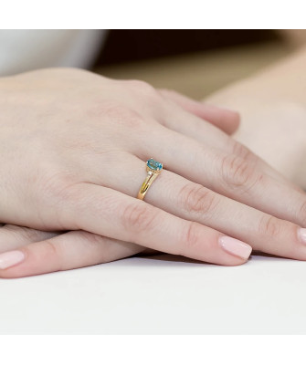 14k Gold Ring with 0.50ct Topaz Diamond