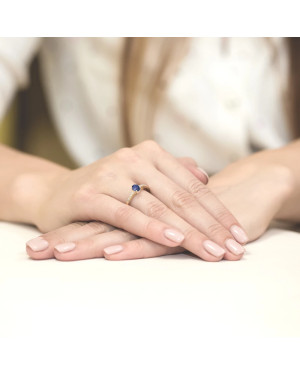 14k Gold Ring with 0.70ct Sapphire Diamond