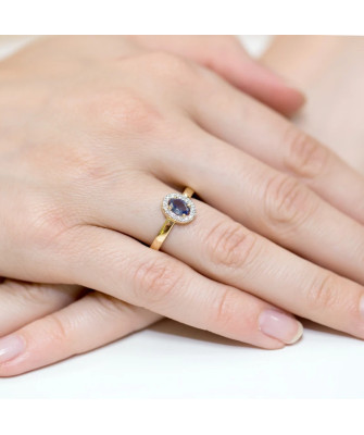 14k Gold Ring with 0.70ct Sapphire Diamond