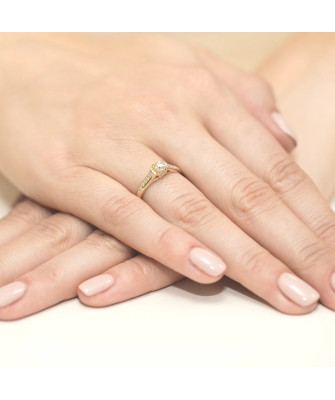 14k Gold Ring with 0.33ct Brilliant Diamond