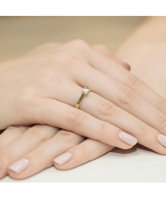 14k Gold Ring with 0.30ct Brilliant Diamond