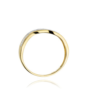 14k Gold Ring with 0.06ct Brilliant Diamond