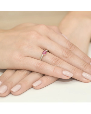 14k Gold Ring with Diamond Ruby 0.80ct