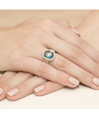 Gold Ring 14k with diamond topaz 3.00ct