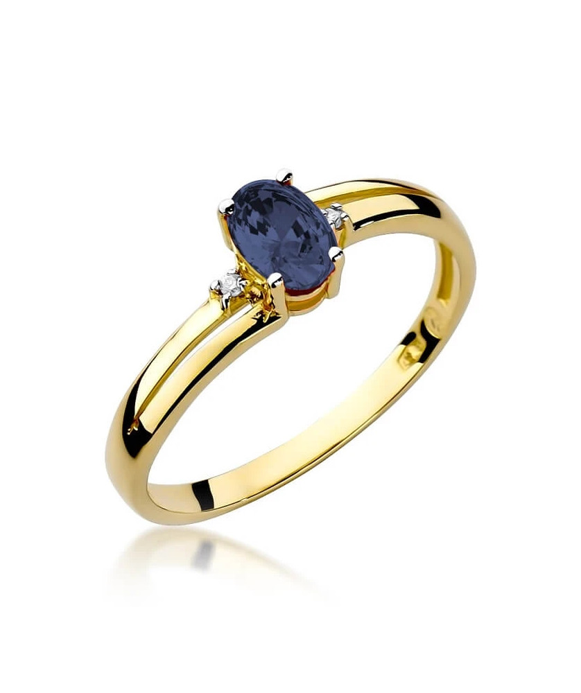 14k Gold Ring with 0.70ct Sapphire Diamond