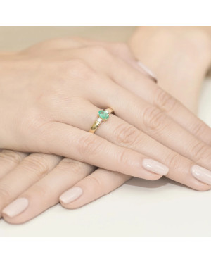 14k Gold Ring with 0.40ct Emerald Diamond