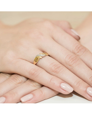 14k Gold Ring with 0.02ct Brilliant Diamond