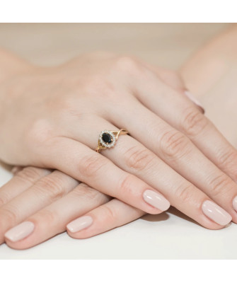 14k Gold Ring with 0.70ct Sapphire Diamond