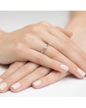 Złoty Pierścionek 14k z diamentem brylant 0,15ct