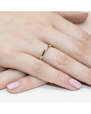 14k Gold Ring with 0.10ct Brilliant Diamond