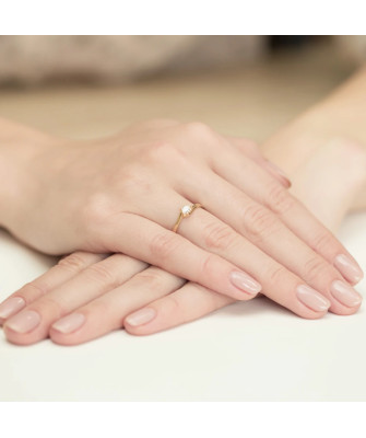 14k Gold Ring with 0.10ct Brilliant Diamond