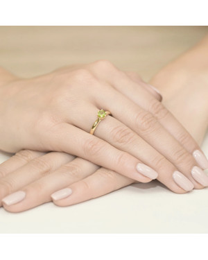 14k Gold Ring with Peridot Diamond 0.60ct