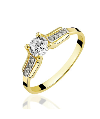 Gold engagement ring with cubic zirconia 8k