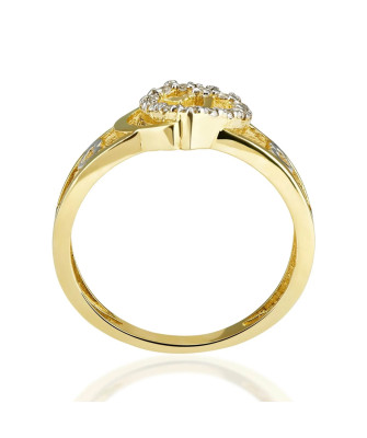 Gold heart ring with cubic zirconia