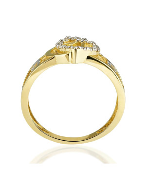 Gold heart ring with cubic zirconia