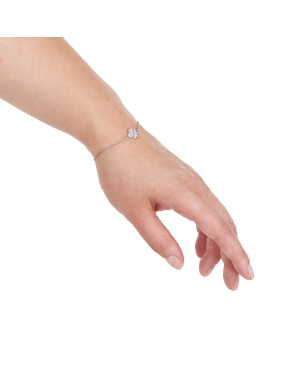 Silver bracelet with a clover