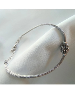 Silver bracelet with barrel