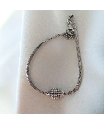 Silver bracelet with barrel