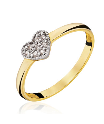 Gold heart ring with cubic zirconia