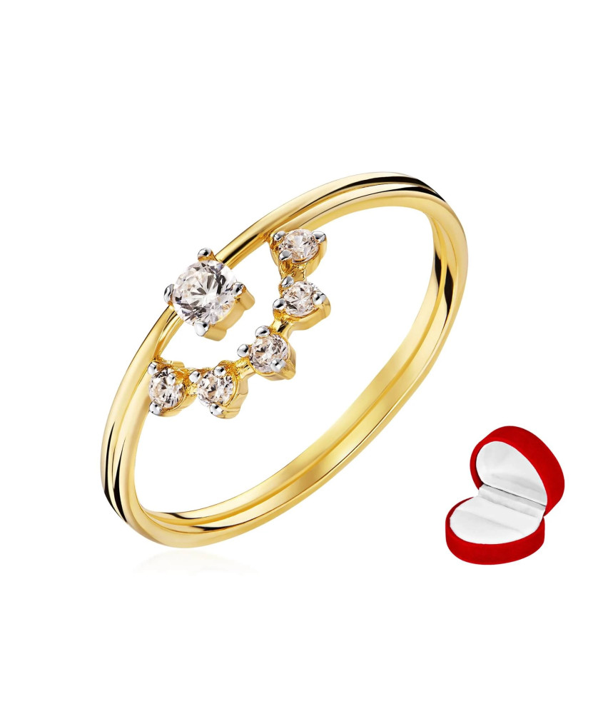 Gold ring 8k with cubic zirconia