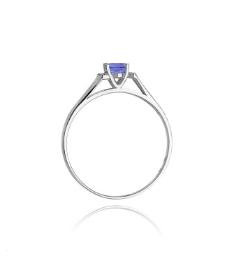 Tanzanite ring white gold