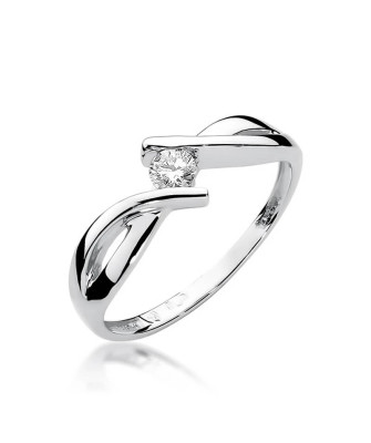 White gold ring with 0.10ct diamond