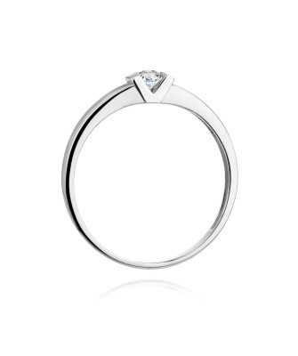 White gold ring with a 0.10ct diamond