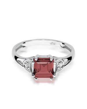 Ring with garnet white gold 1.30ct