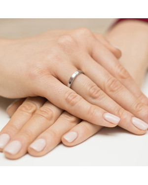 Gold ring with diamond white gold 0.12ct