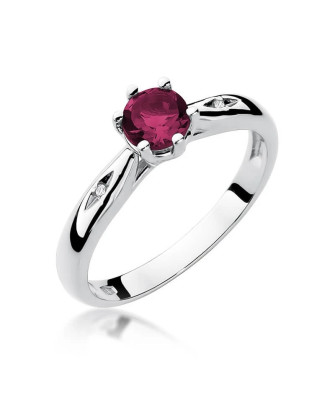Engagement ring with 0.60ct ruby