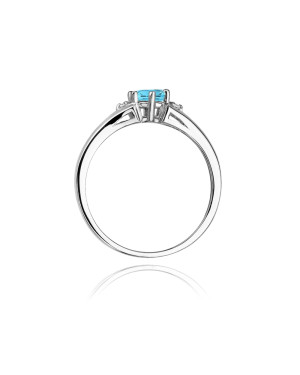 Gold ring with topaz white gold