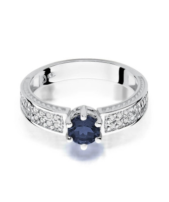 Ring with sapphire and diamonds white gold