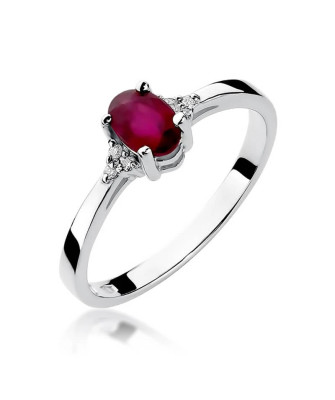 Gold ring with ruby white gold