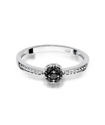 Ring with black diamond white gold