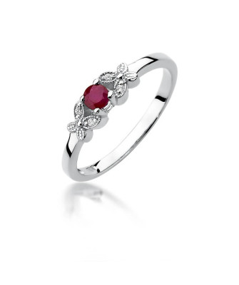 Gold ring with ruby white gold