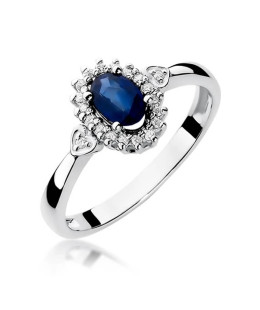 Gold ring with sapphire white gold