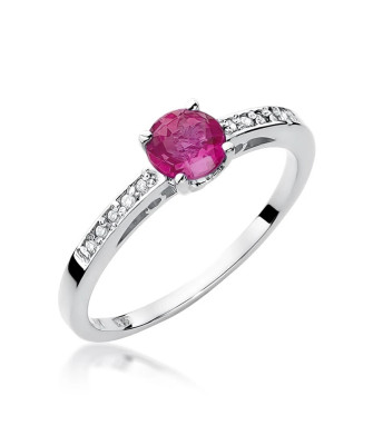 Engagement ring with ruby white gold