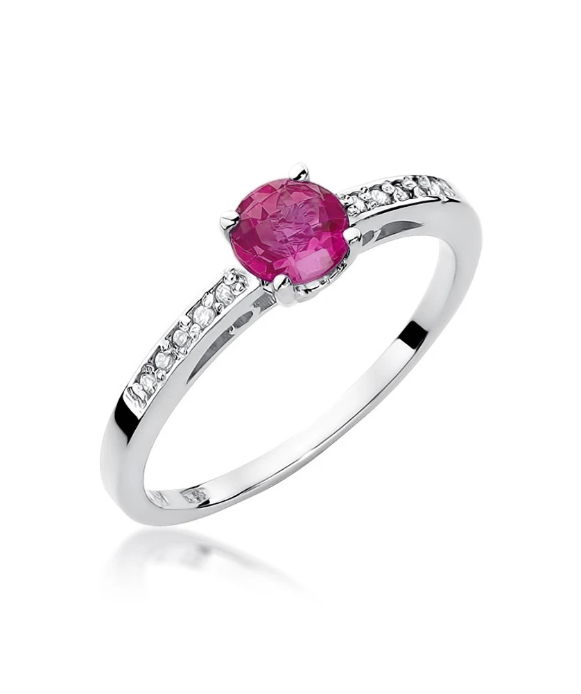 Engagement ring with ruby white gold
