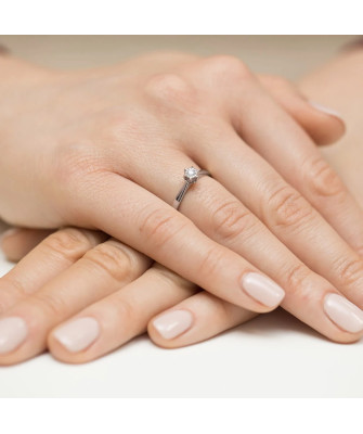 Diamond ring white gold 0.05ct