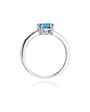 Ring with topaz and diamonds white gold