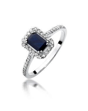 Gold ring with sapphire white gold