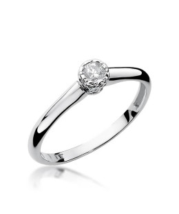 Engagement ring with a 0.13ct diamond