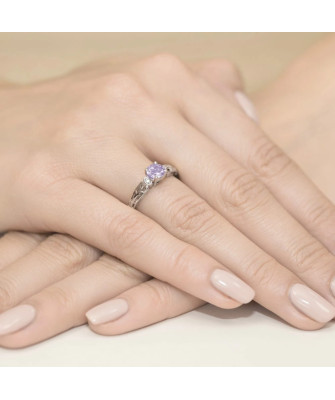 Amethyst ring white gold 0.50ct