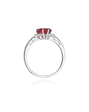 Pierścionek z rubinem białe złoto 1,70ct