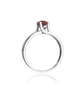 Złoty pierścionek z granatem białe złoto 0,60ct